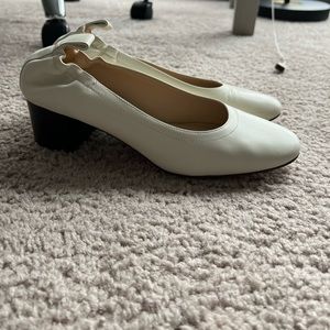 Gently Used Everlane Leather Day Heel